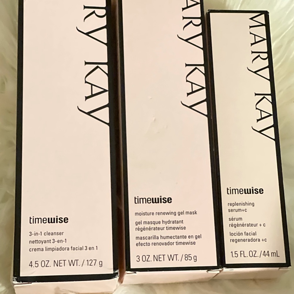 3-in-1 Cleanser/Moisture Renewing Gel Mask/Serum+C